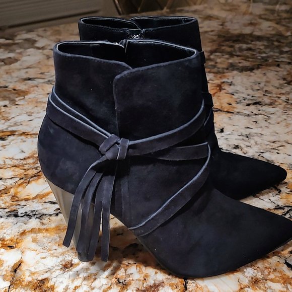 Women's Marc Fisher Frenchy black leather/ suede booties SZ 6.5M 3 3/4" heel PO - Picture 13 of 16